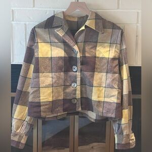 100% vintage wool cropped blouse from the 1950’s